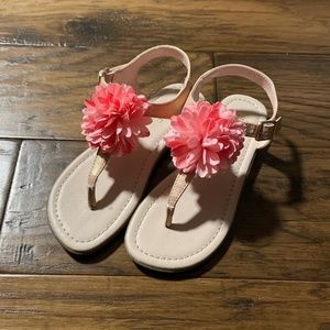 Kids pink flower 🌸 sandals size 13